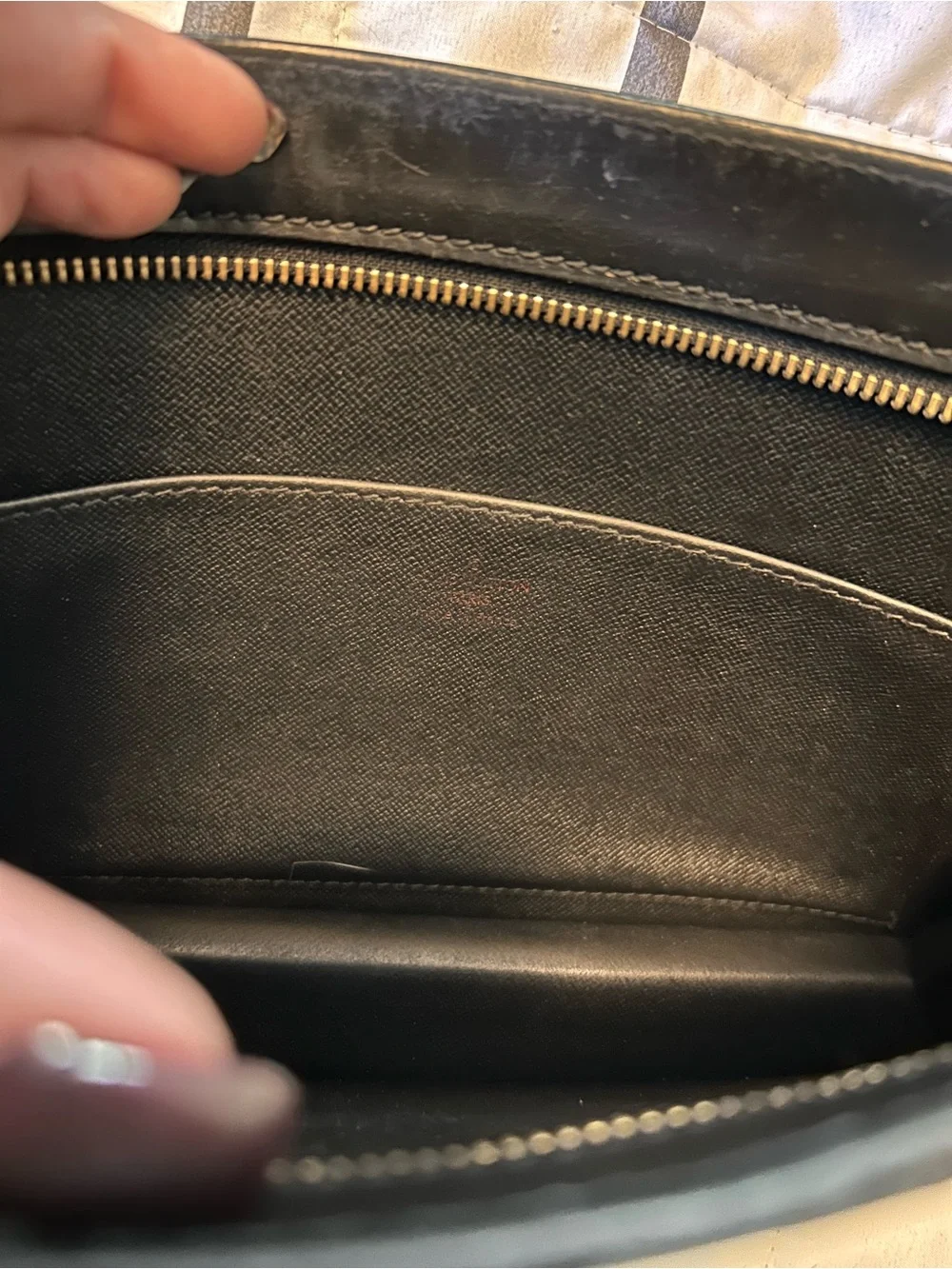 Louis Vuitton Epi Pochette clutch bag w/gold crossbody chain